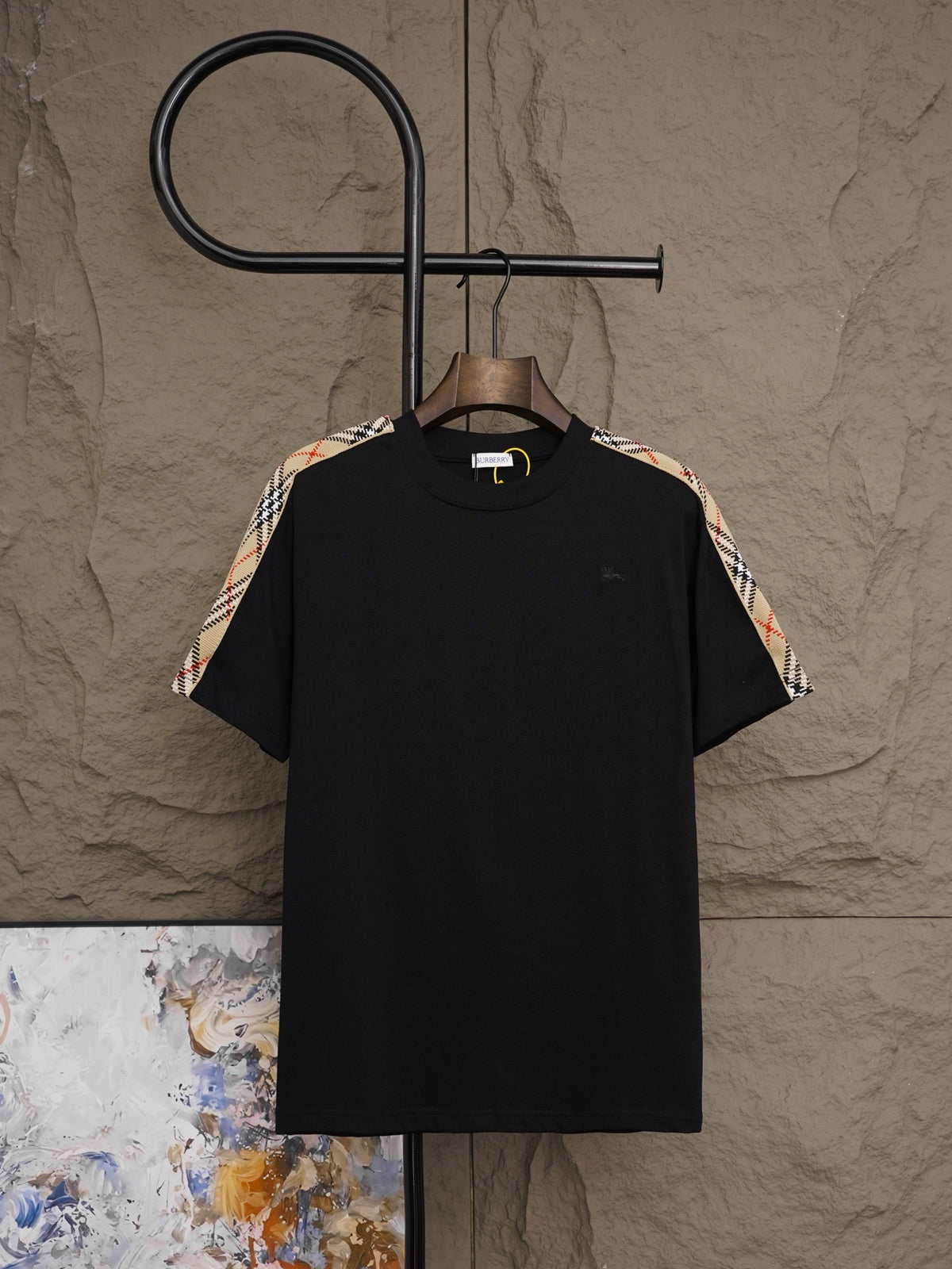 U1R76R3 Popular T-shirts