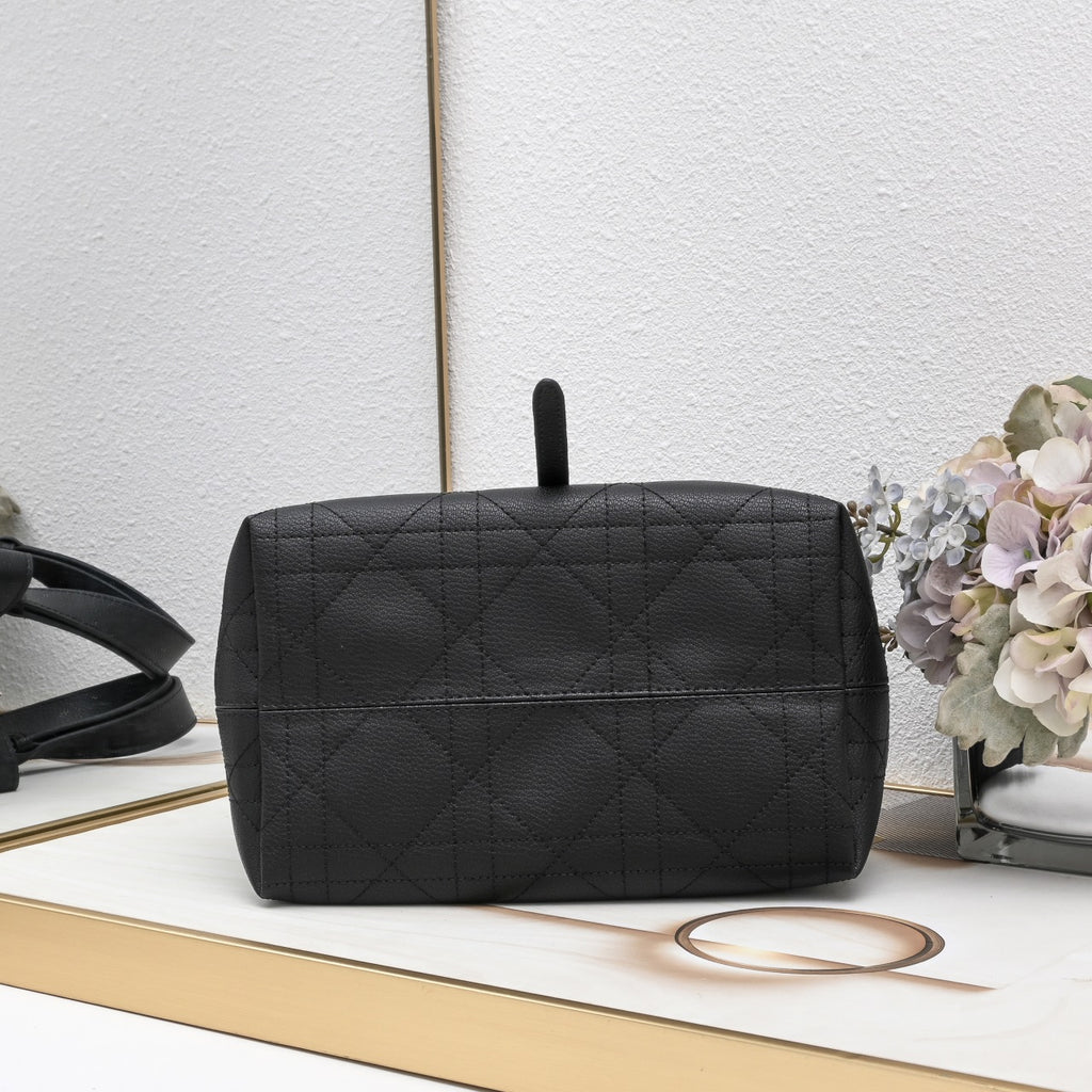 B1R76D42 Fashion leather bag