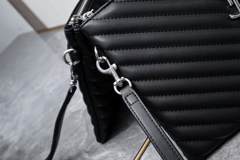 156XSL28B Popular leather bag