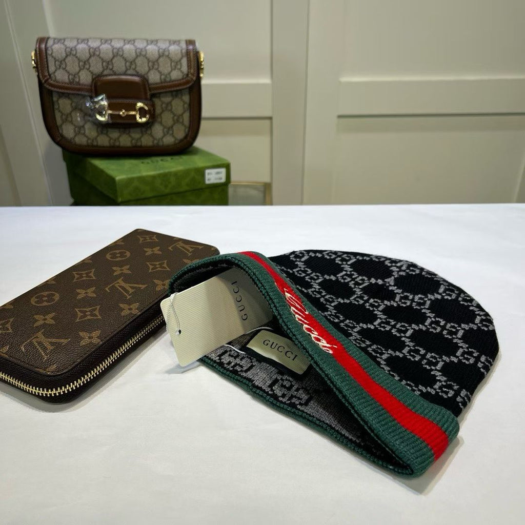 M1R86B48 Fashion hats