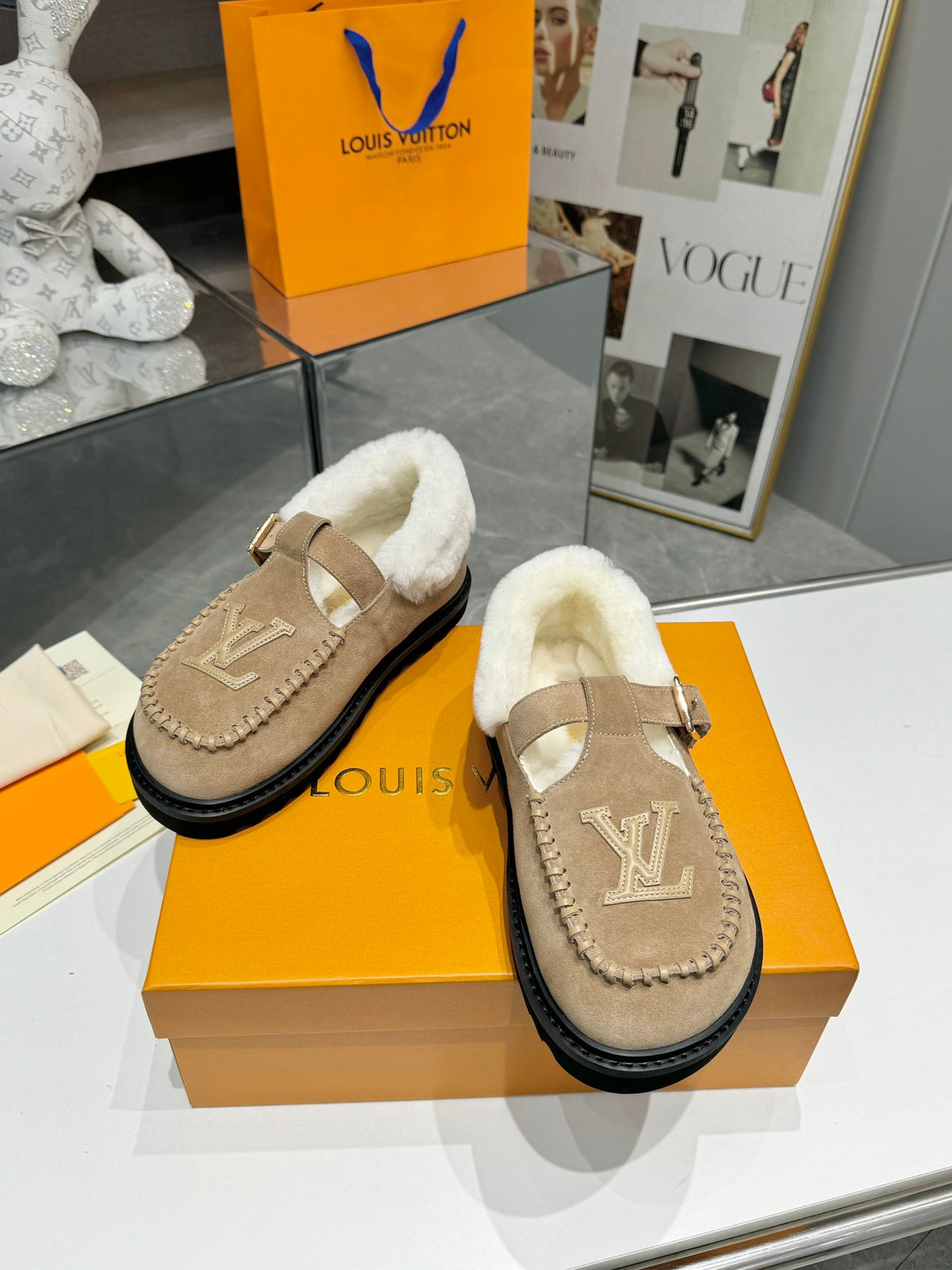 Z2P96E5 Popular high-quality leather shoes