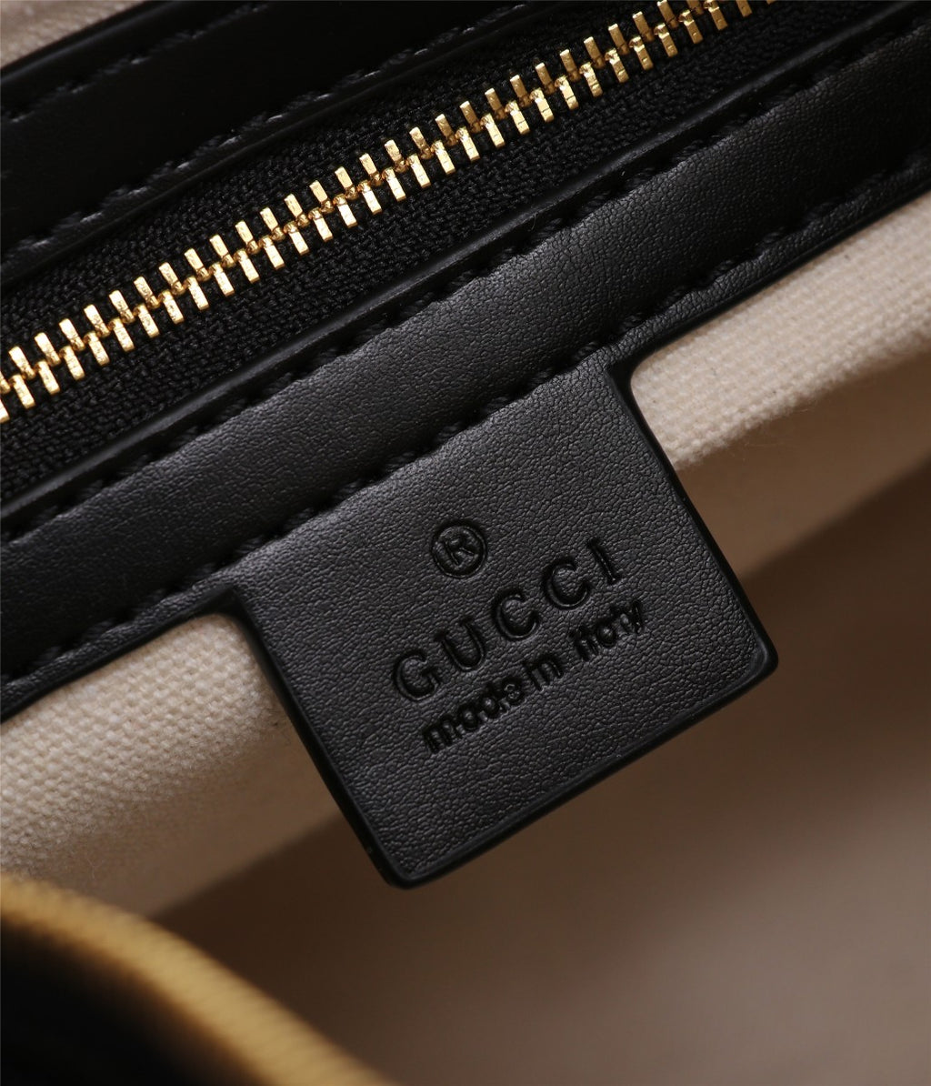 B1N76U18 Fashion leather bag