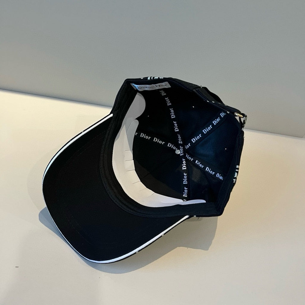 M1R76D12 Fashion hats