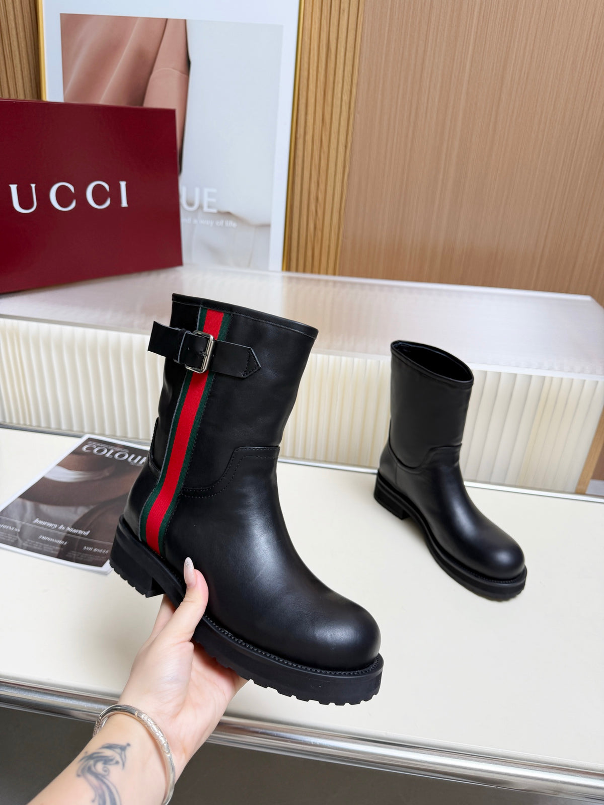 Z2P96B20 Popular high-quality shoes