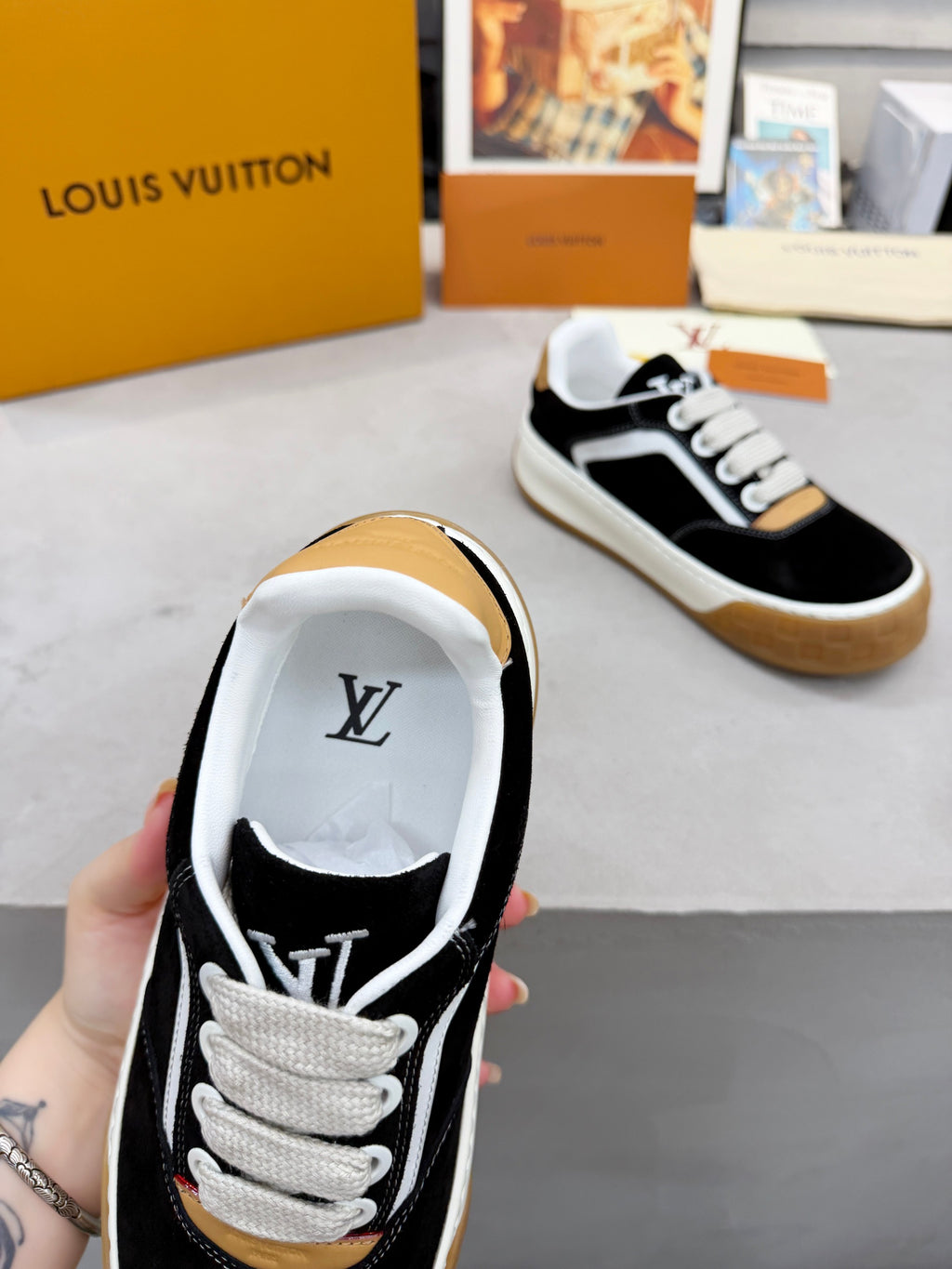 Z2P96E3 Popular high-quality leather shoes