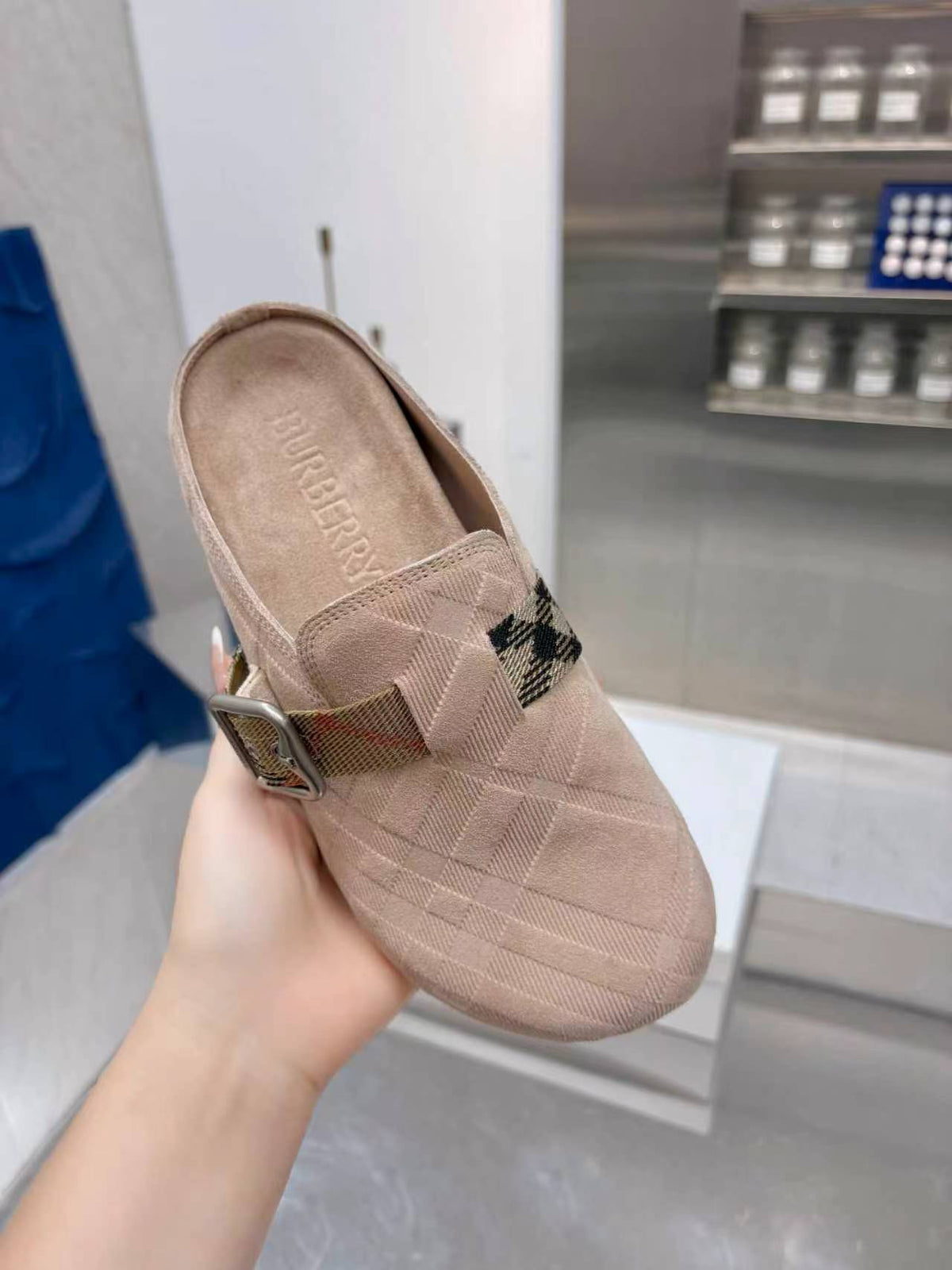 Z2R86R16 Fashion high-quality shoes