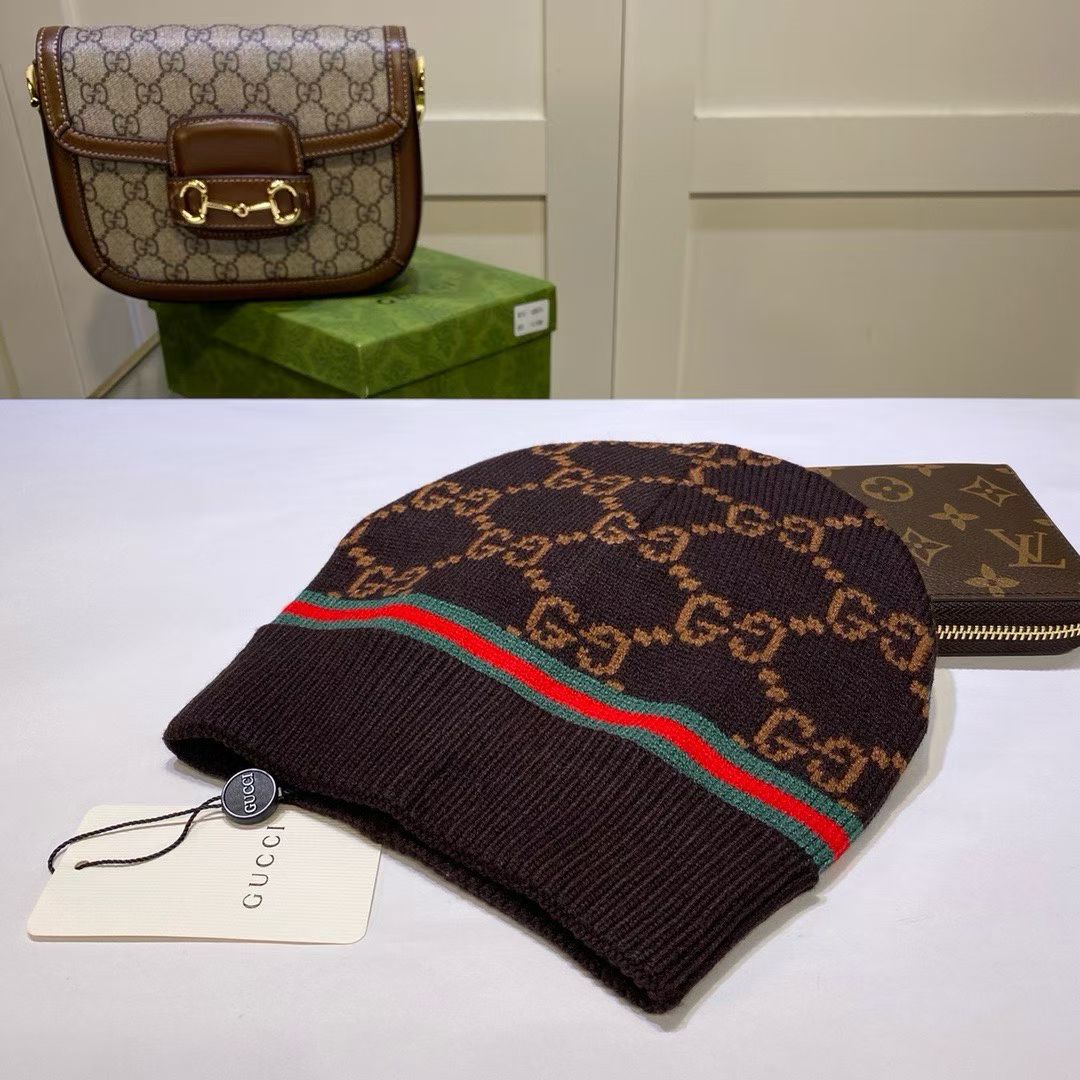 M1R86B66 Fashion hats