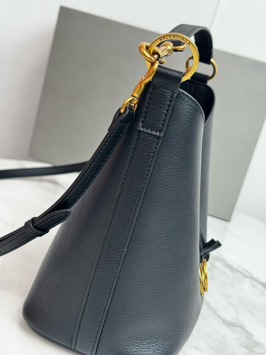 146PJ144B Popular leather bags