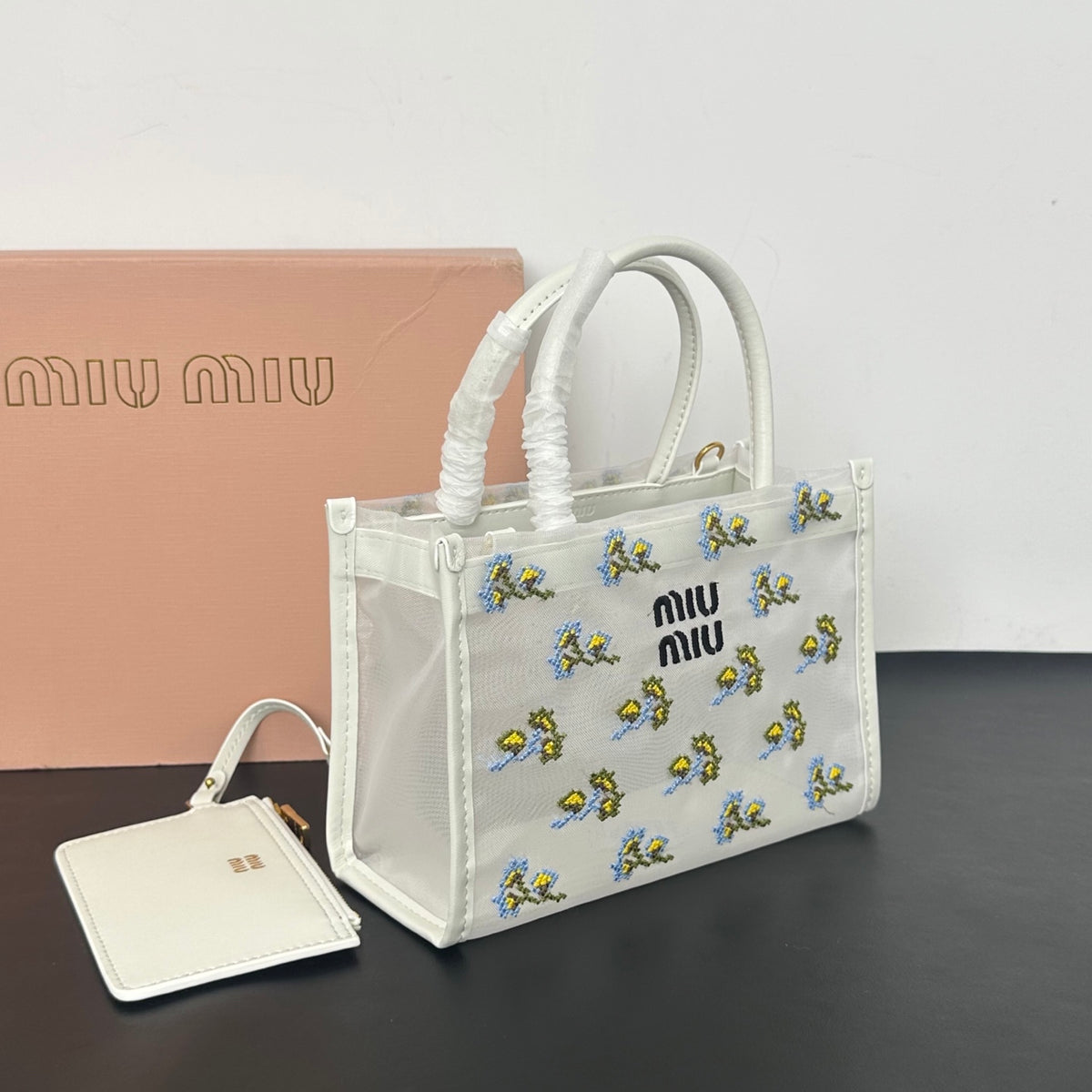 B1R76A36 Fashion bag