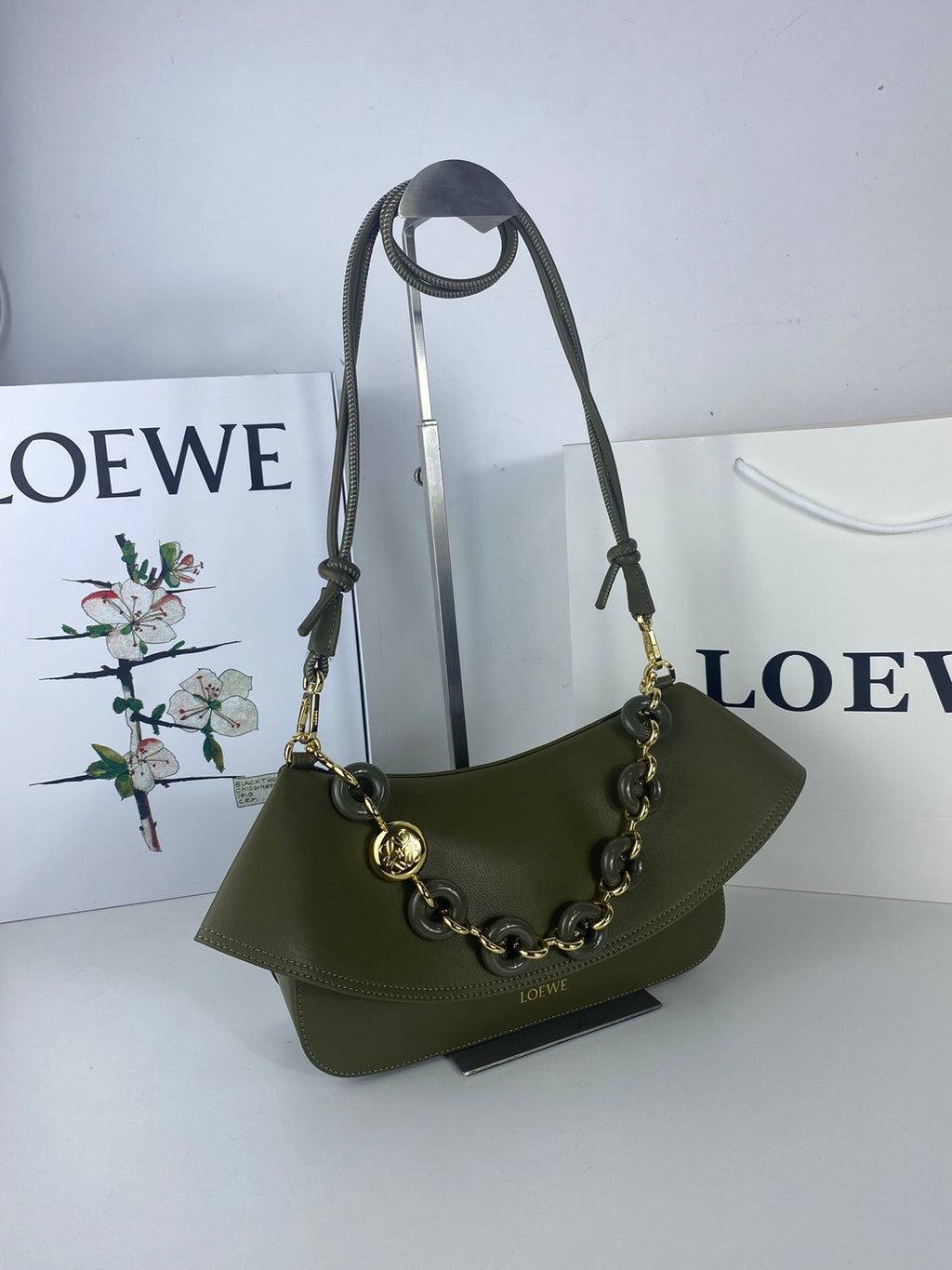 B1R66A11 Fashion leather bag