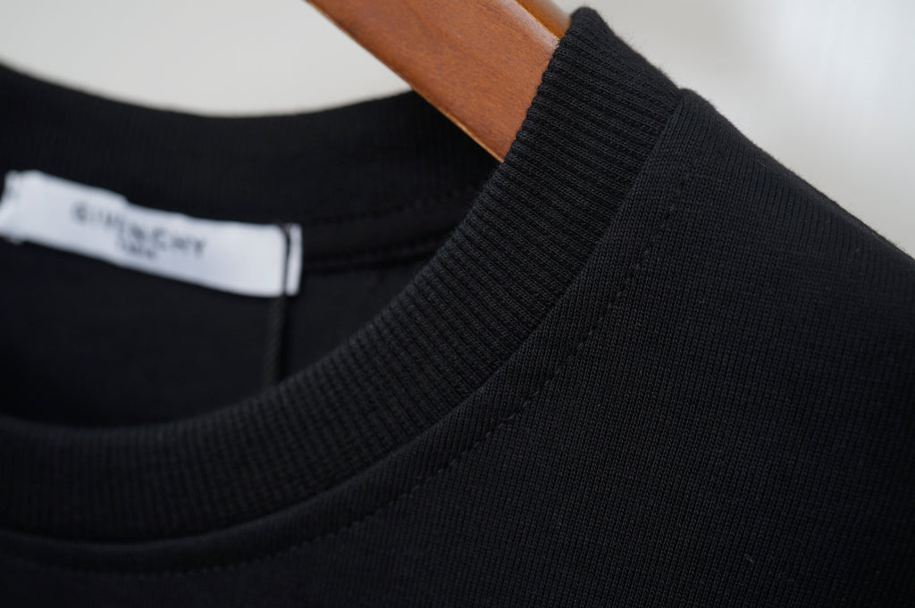 U1R86GV8 Fashion T-shirts