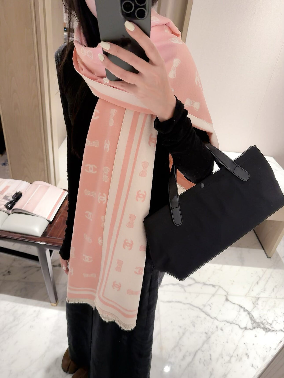 W1R86C110 Popular Winter Scarves